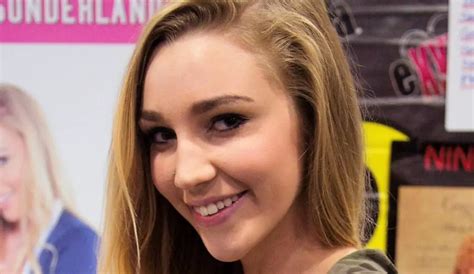 kendra sunderland height|Kendra Sunderland Age, Net Worth, Bio, Height [Updated。